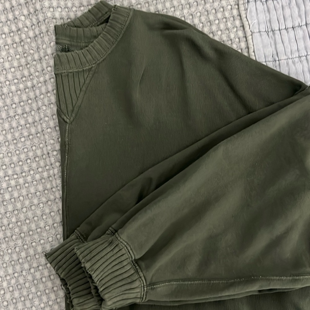 Aerie crewneck